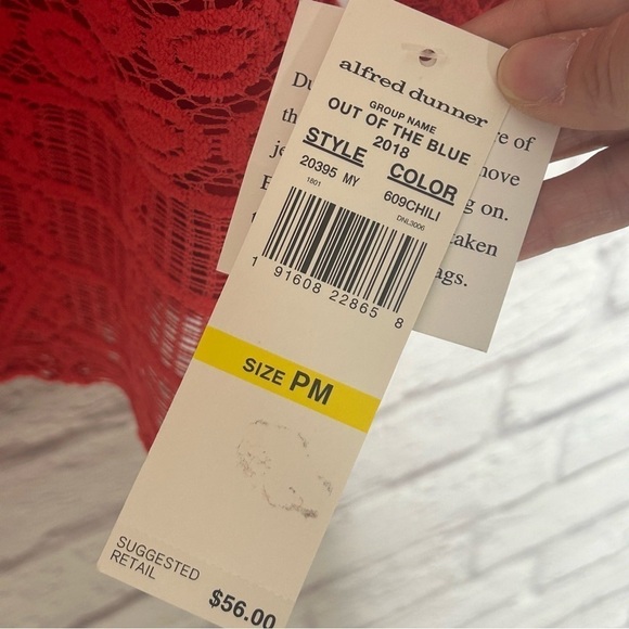 Alfred Dunner Coral Crochet Blouse NWT - Picture 7 of 11